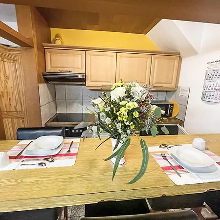 2 In Ruhigem Haus By Interhome Apartment