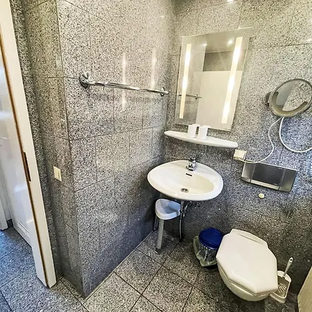 2 In Ruhigem Haus By Interhome